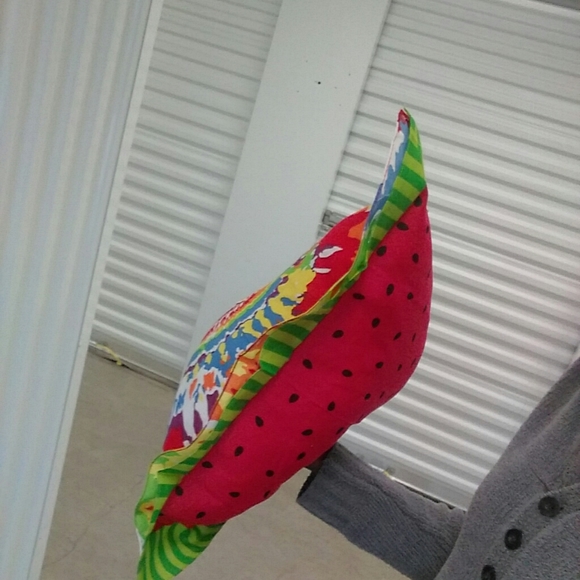 Available soon .Reversible watermelon and graffiti pillow - Picture 10 of 13